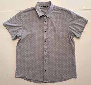TravisMathew Men's Gray Diamond Print Short Sleeve Button-Up Shirt Size L